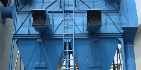 布袋除塵器的箱體遇到腐蝕煙氣怎么辦？15年廠家耀先環境來幫忙！