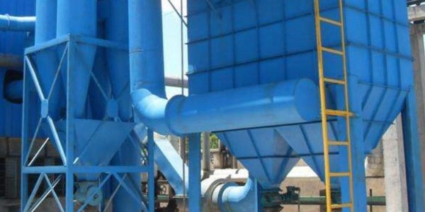 除塵器廠家耀先環(huán)境生產(chǎn)脈沖布袋除塵器，粉塵處理輕而易舉！